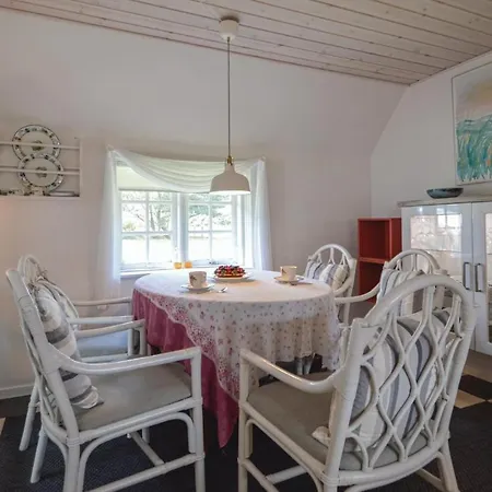 One-bedroom With Sea View 01 * Romo